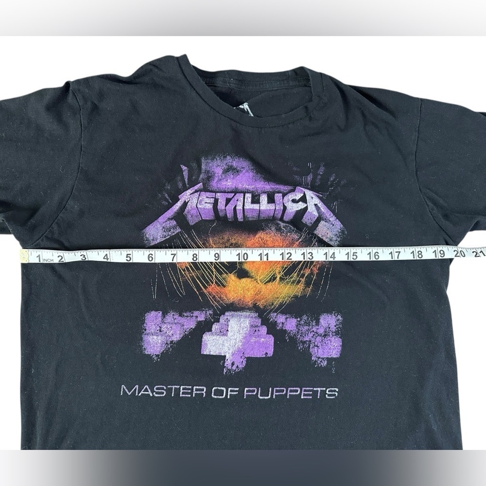 Metallica “Master of Puppets” Graphic Tee – Size M - Picture 3 of 6